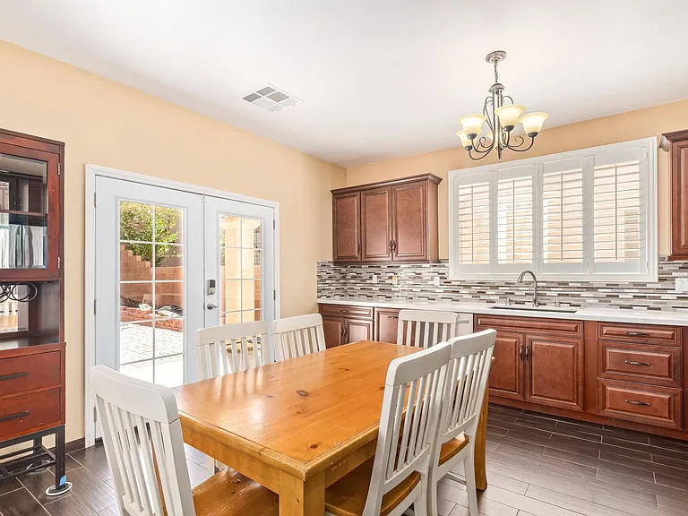 1477 Rancho Ridge Dr — Photo 14