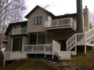 1430 Jumping Run Dr, Goodview, VA 24095