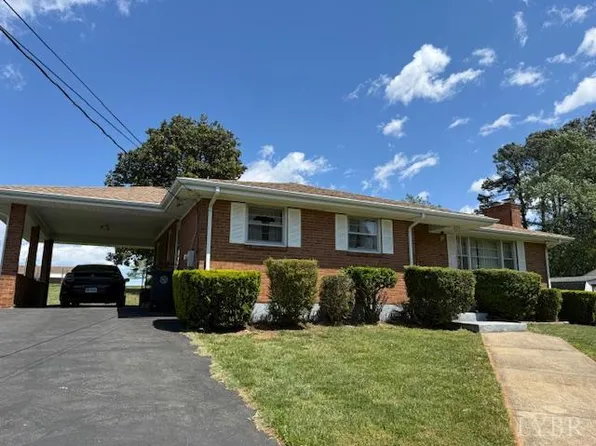 7116 Peachtree Rd, Lynchburg, VA 24502