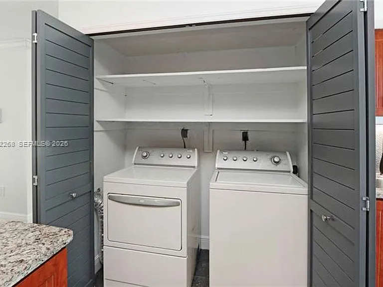 12340 SW 20th Ter #Townhouse 12340 — Photo 11