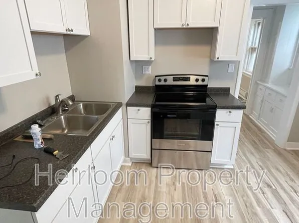 611 E 6th St Unit 1, Duluth, MN 55805