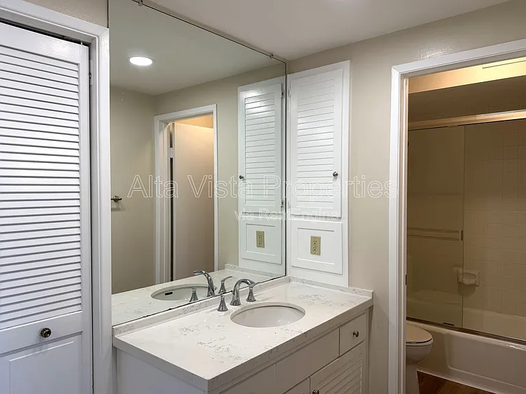 12480 Escala Ln — Photo 20