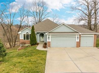 5735 NW Heritage Hill Rd, Kansas City, MO 64152