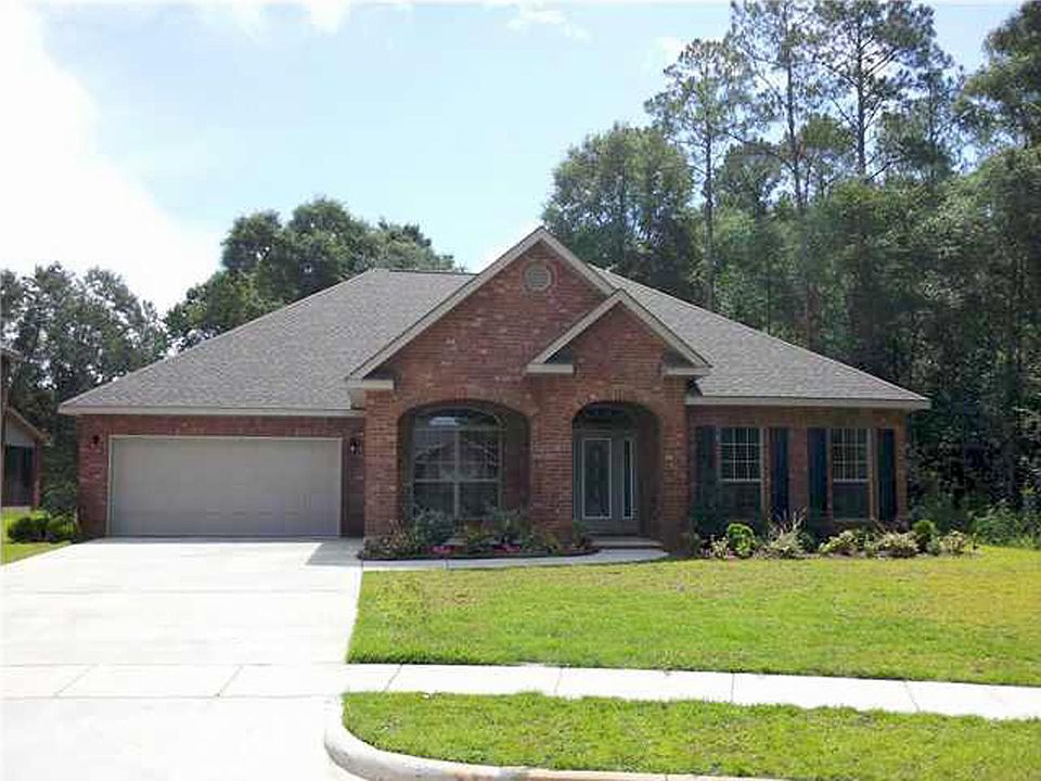 660 MOHEGAN CIR