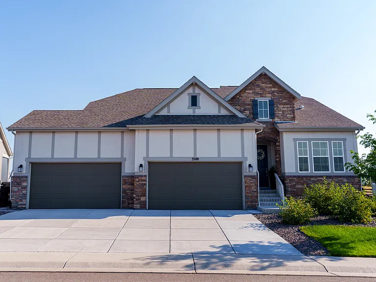 3208 Carabiner St — Photo 15