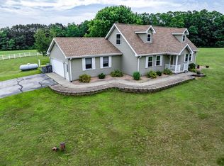 N9028 Moen Rd, Holmen, WI 54636