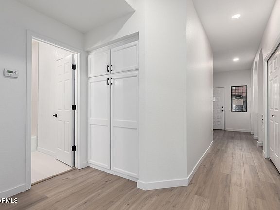 5th image of 501 E 2ND Avenue #14