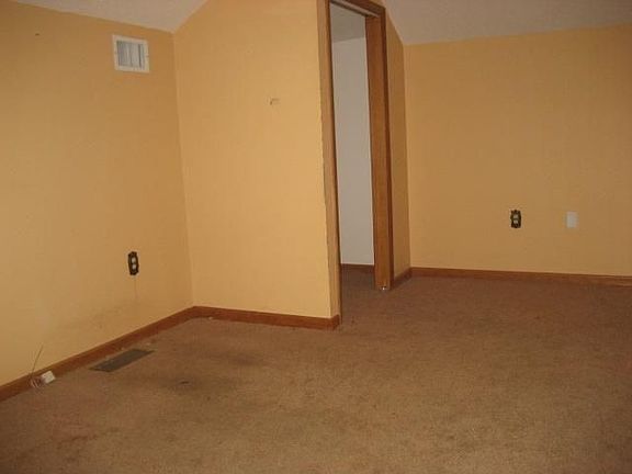 4th image of 18181 NE Frank Williams Ln