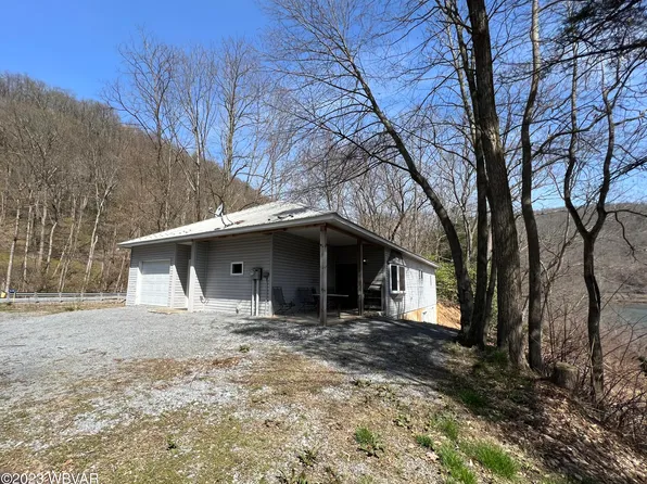 7172 Renovo Rd, North Bend, PA 17751
