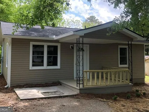 3820 Watson Cir, Gainesville, GA 30504