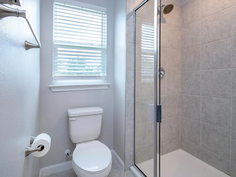 11518 Rolling Green Dr — Photo 34