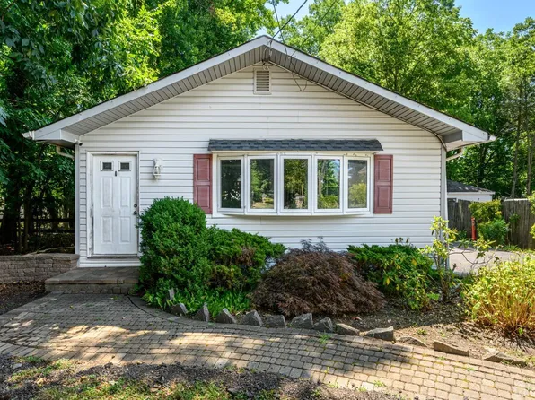 445 Eggerts Crossing Rd, Ewing, NJ 08638