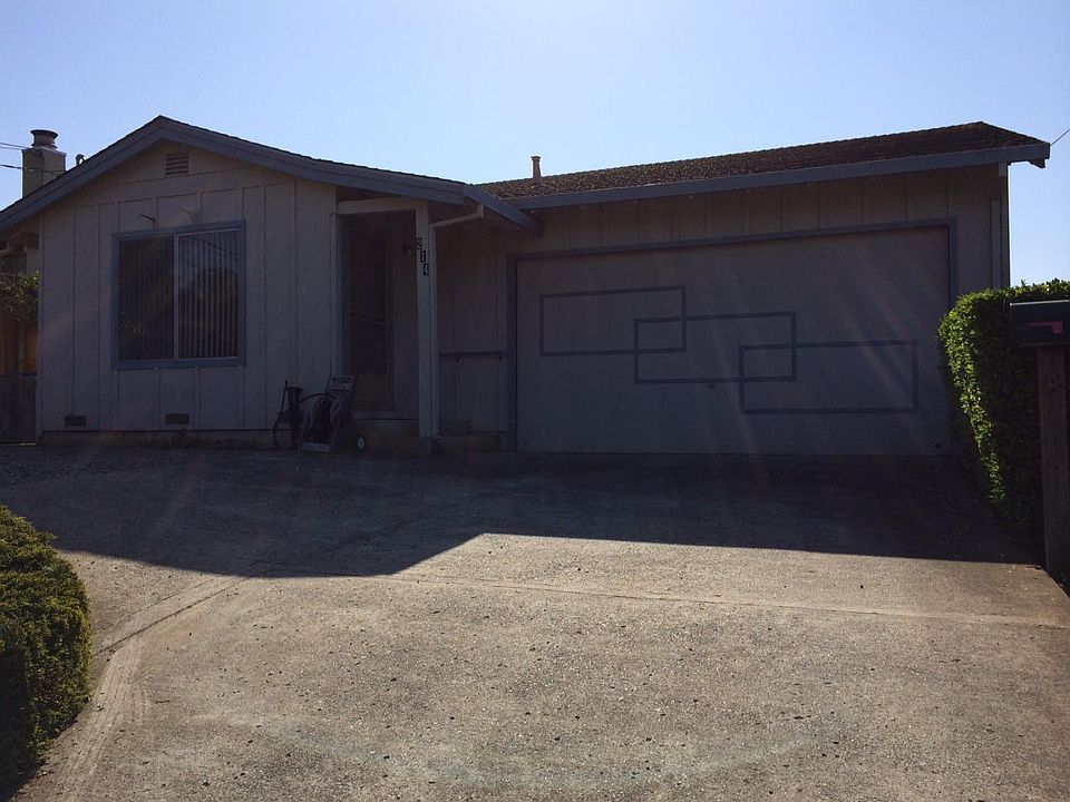 1st image of 214 Altivo Ave
