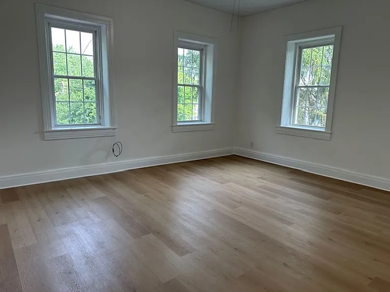414 E Main St #2 — Photo 7
