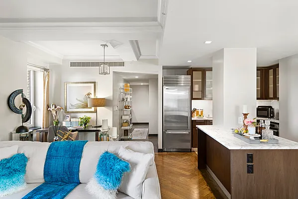 Sold by Nest Seekers International | media 3