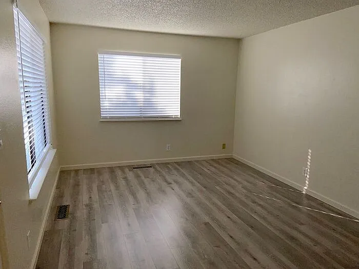 1250 Sutro St #A — Photo 7