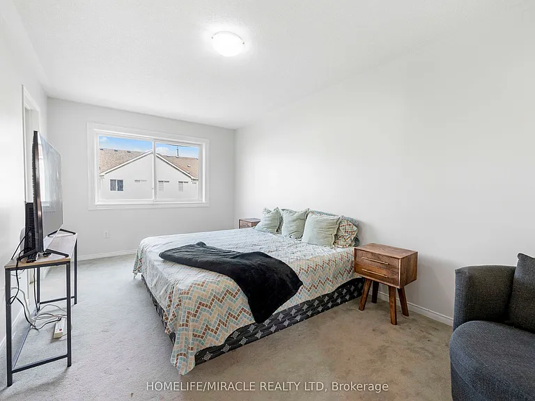 1619 Frolis St — Photo 17