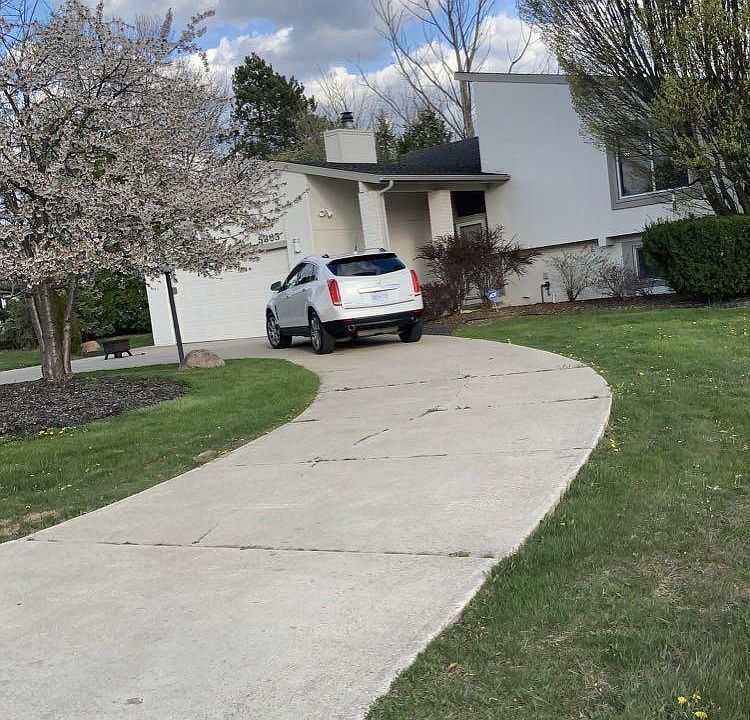1st image of 5865 Shillingham Dr
