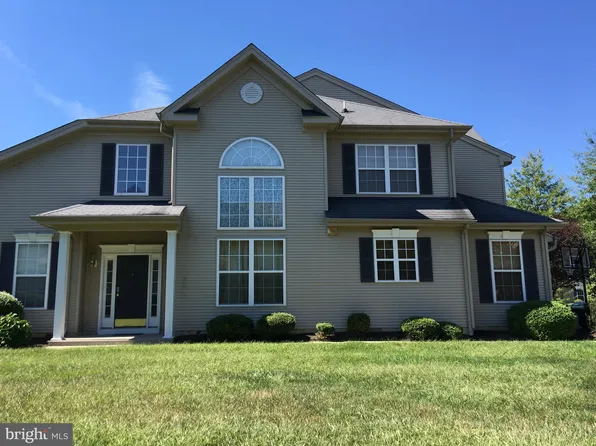 46 Warwick Rd, Princeton Junction, NJ 08550