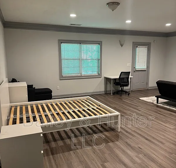 3365 Regent Pl SW — Photo 11