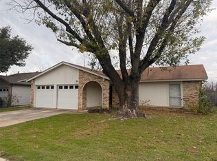 5502 Heathercrest Dr, Arlington, TX 76018