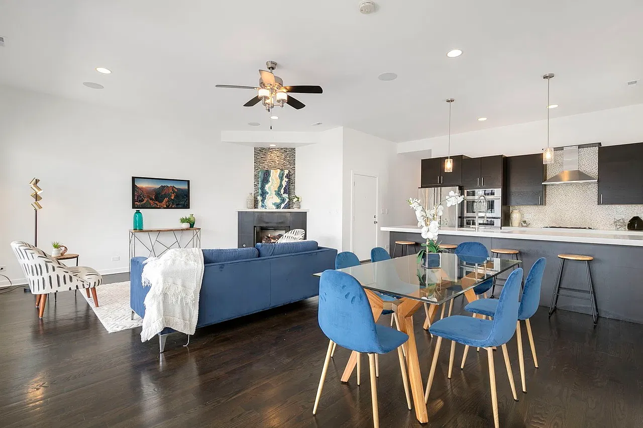 3 bed, 1850 sqft, $5,185 — Photo 3