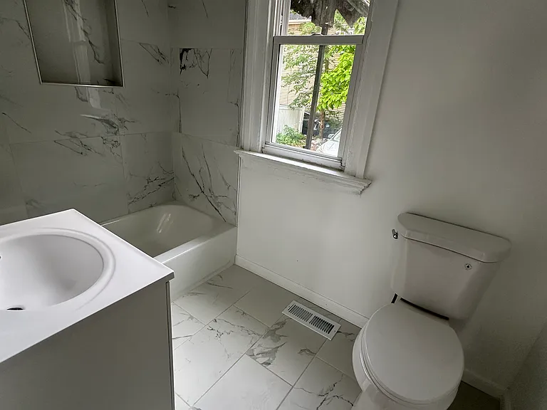 508 Dixwell Ave #A — Photo 18