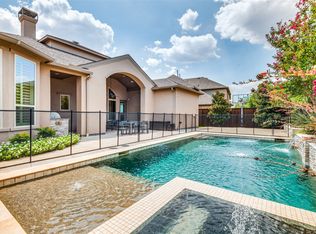 643 Fountainview Dr, Irving, TX 75039