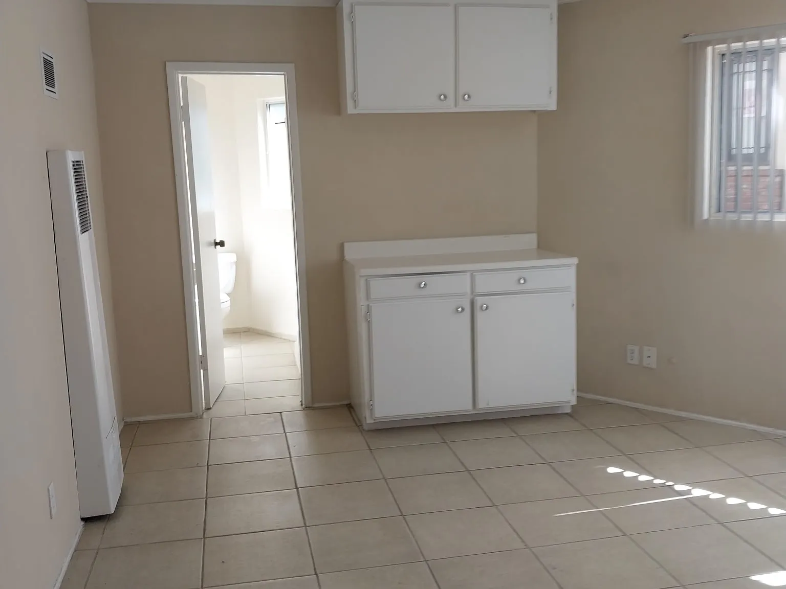 Studio, $1,095 — Photo 2