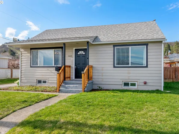 1612 W 10th St, The Dalles, OR 97058