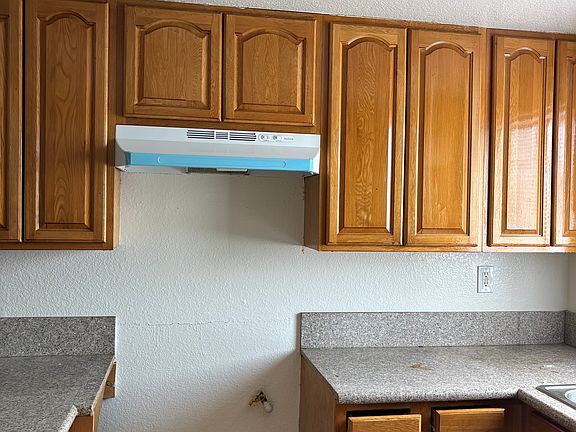 3rd image of 509 E Avenue Q1 #6