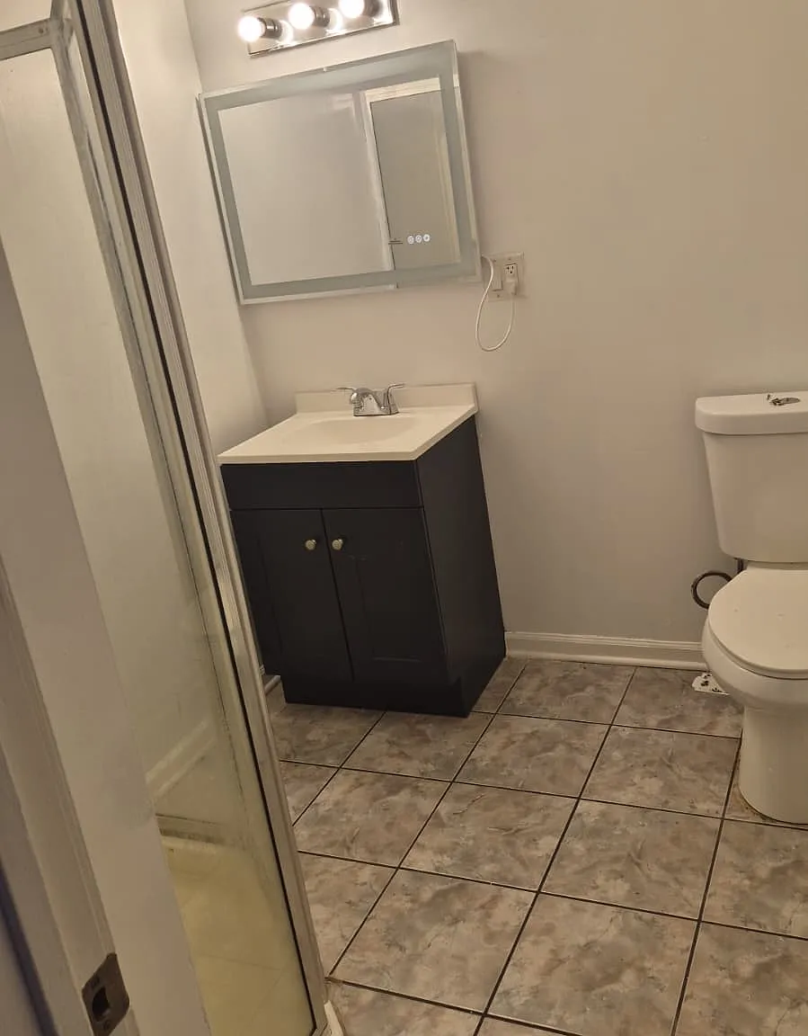 7550-7558 South Essex Avenue - 50-3A — Photo 1
