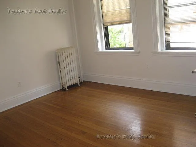 31 Saint Lukes Rd #14 — Photo 2