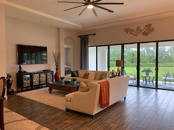 GRAND ROOM WITH A VIEW