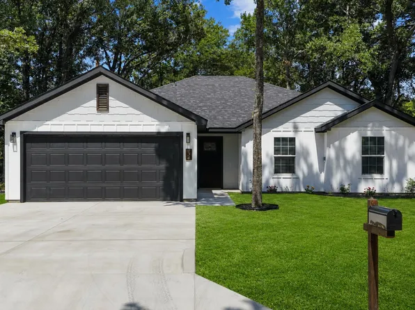 134 Sierra Madre, Mabank, TX 75156