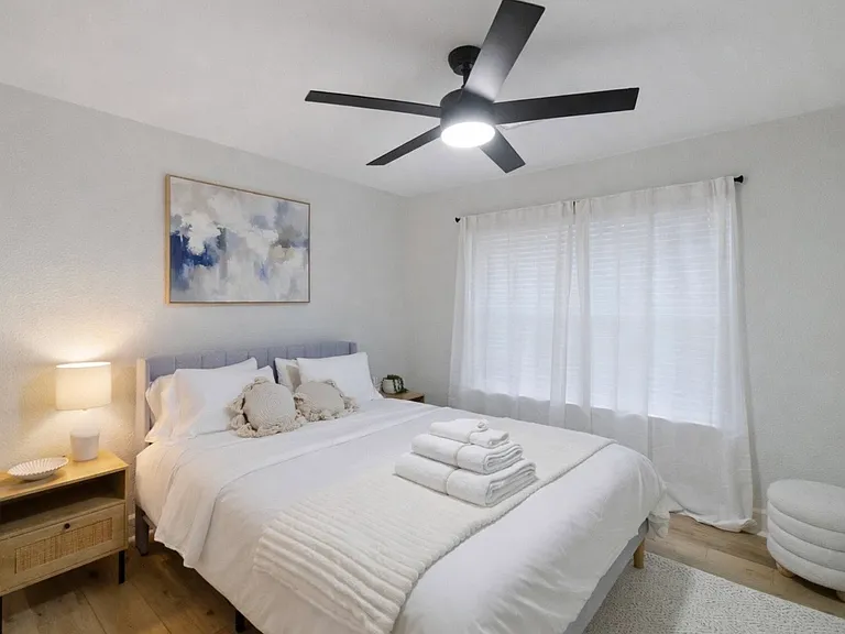 5642 Cartagena St — Photo 18