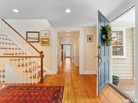 3rd image of 128 Grumman Hill Road