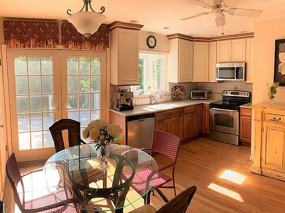 In law apartment kitchen 