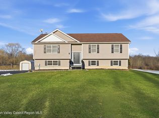 22 Cook Lane, Gardiner, NY 12525