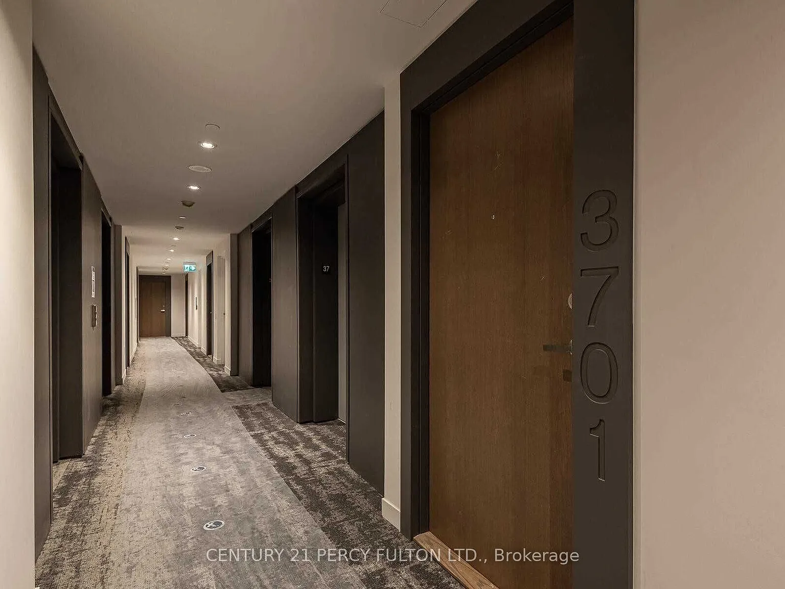 1 bed, $2,400 — Photo 2