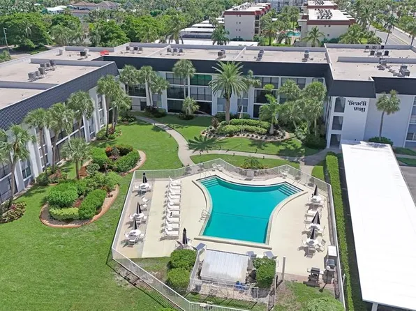 5600 Beach Way Dr APT 213, Sarasota, FL 34242