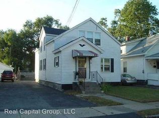 226 11th St, Schenectady, NY 12306
