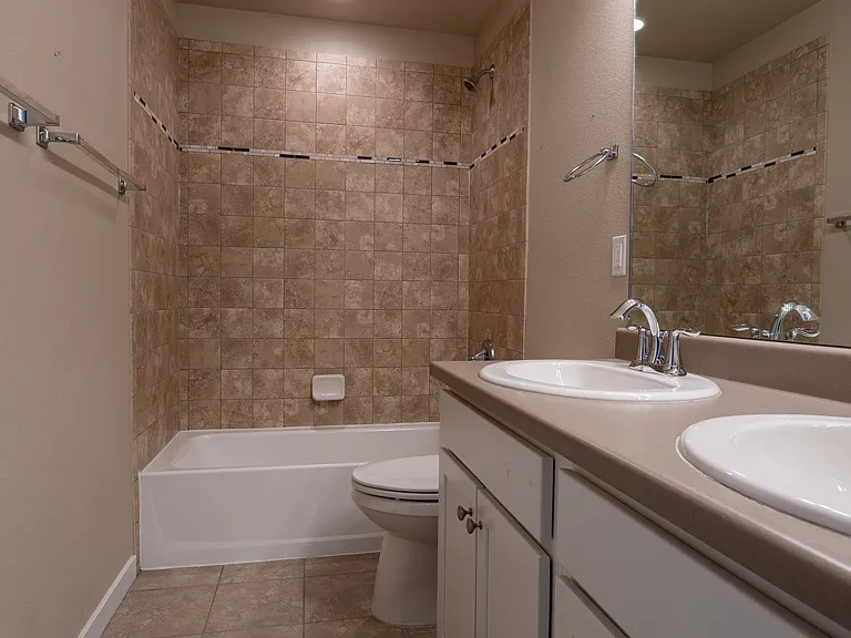 1606 Grand Overlook St — Photo 17
