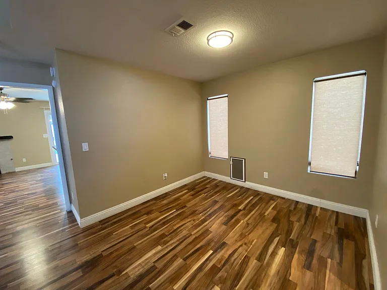 1685 Autumn Rust Dr — Photo 5