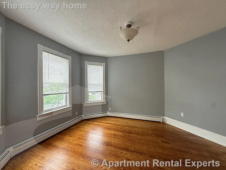 34 Plymouth St — Photo 10