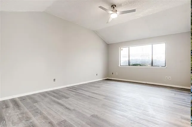 4940 Hollow Ridge Rd — Photo 9