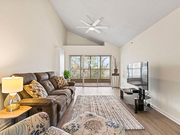 3rd image of 200 Landing Rd. #135