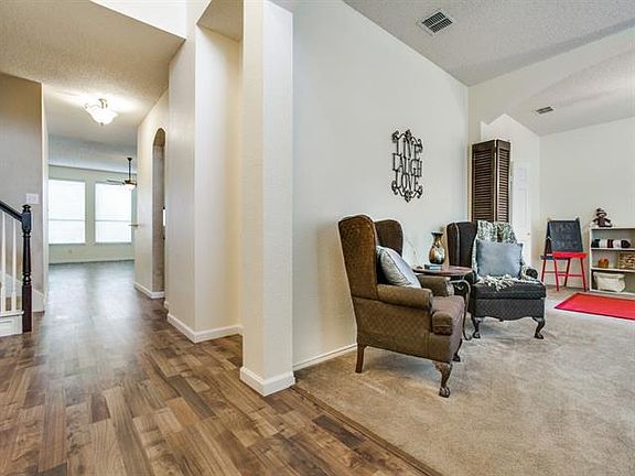 5th image of 2316 Tahoe Ln