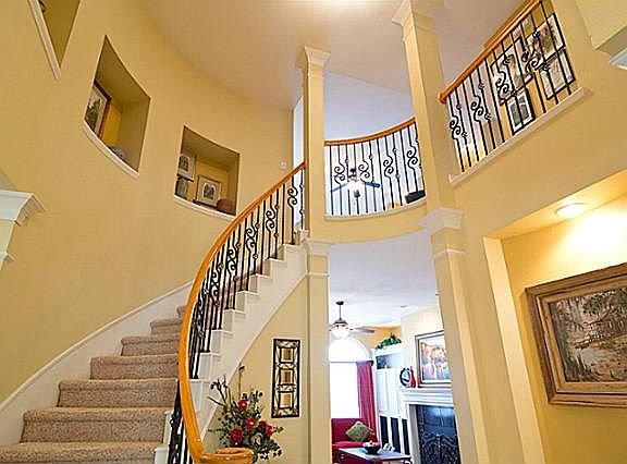 2nd image of 205 Waterford Dr