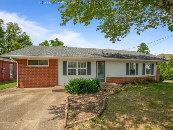 5996 E Pea Ridge Rd, Huntington, WV 25705